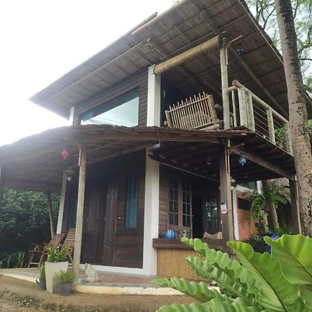 Отель Relax House Lanta Old Town Ко-Ланта Экстерьер фото