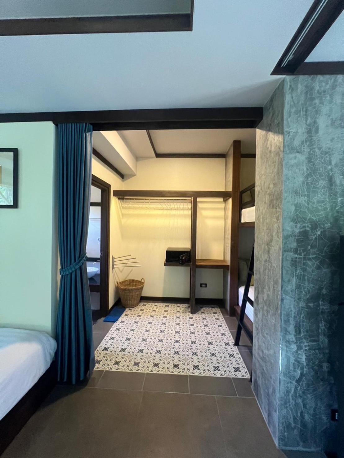Отель Relax House Lanta Old Town Ко-Ланта Экстерьер фото