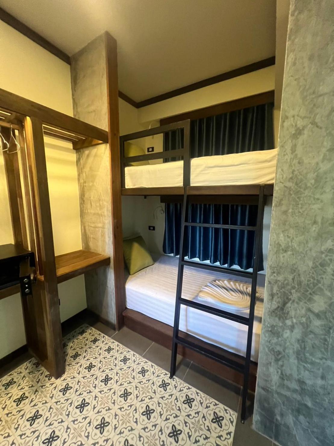 Отель Relax House Lanta Old Town Ко-Ланта Экстерьер фото