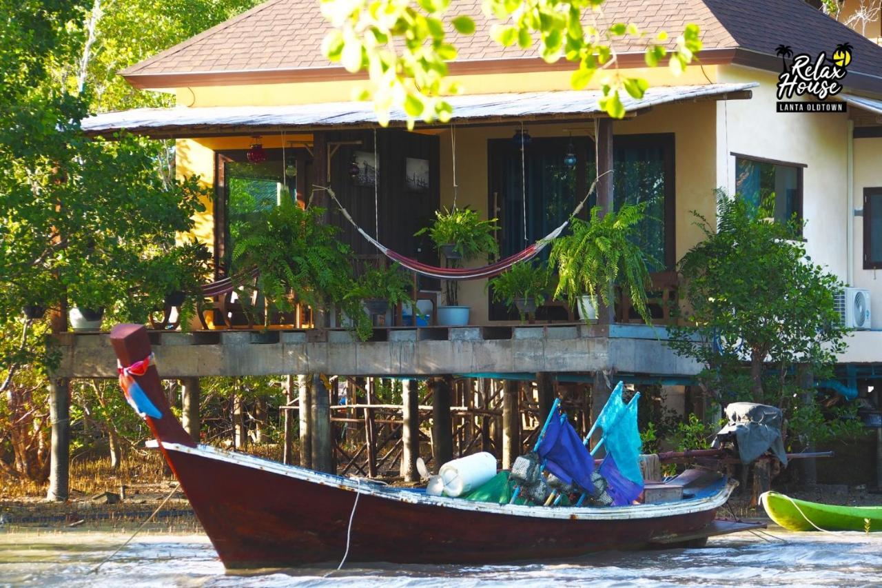 Отель Relax House Lanta Old Town Ко-Ланта Экстерьер фото